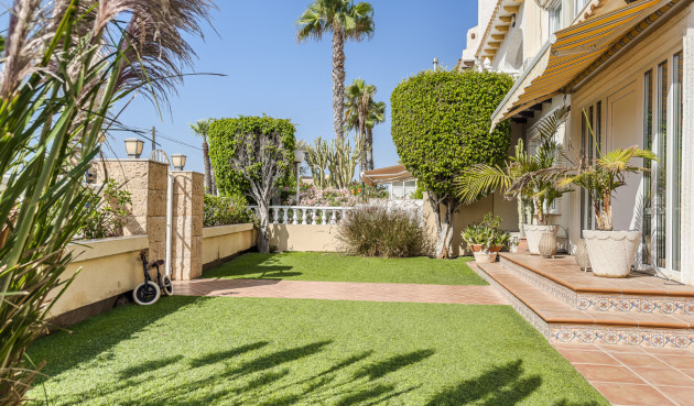 Resale - Apartment / flat - Orihuela Costa - Costa Blanca