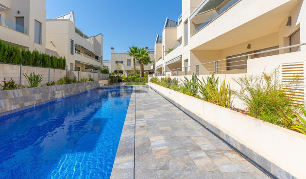 Resale - Apartment / flat - Torrevieja - La Veleta