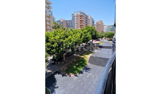 Resale - Apartment / flat - Villajoyosa - Costa Blanca