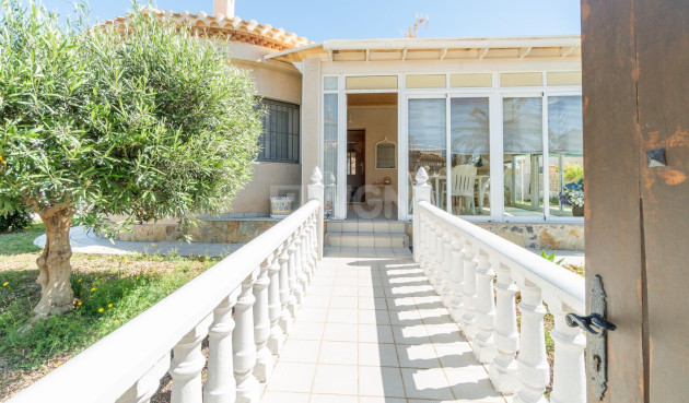 Odsprzedaż - Villa - Orihuela Costa - Playa Flamenca