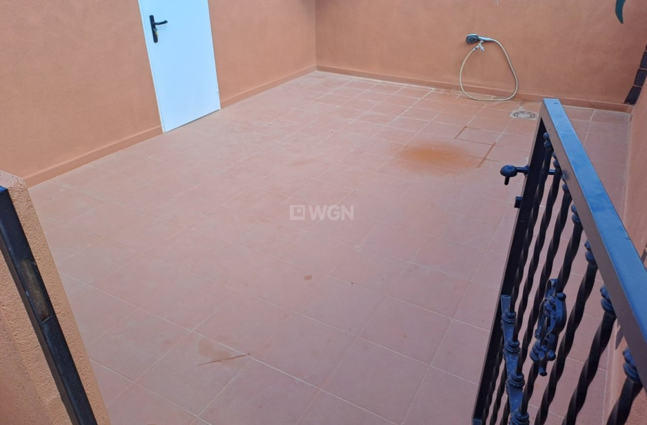 Resale - Apartment / flat - Villamartin - Costa Blanca