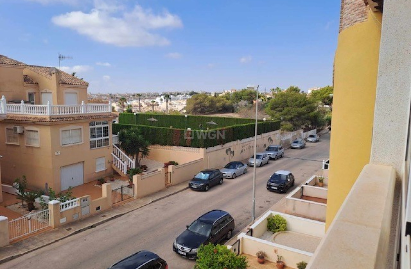 Reventa - Apartamento / piso - Villamartin - Costa Blanca