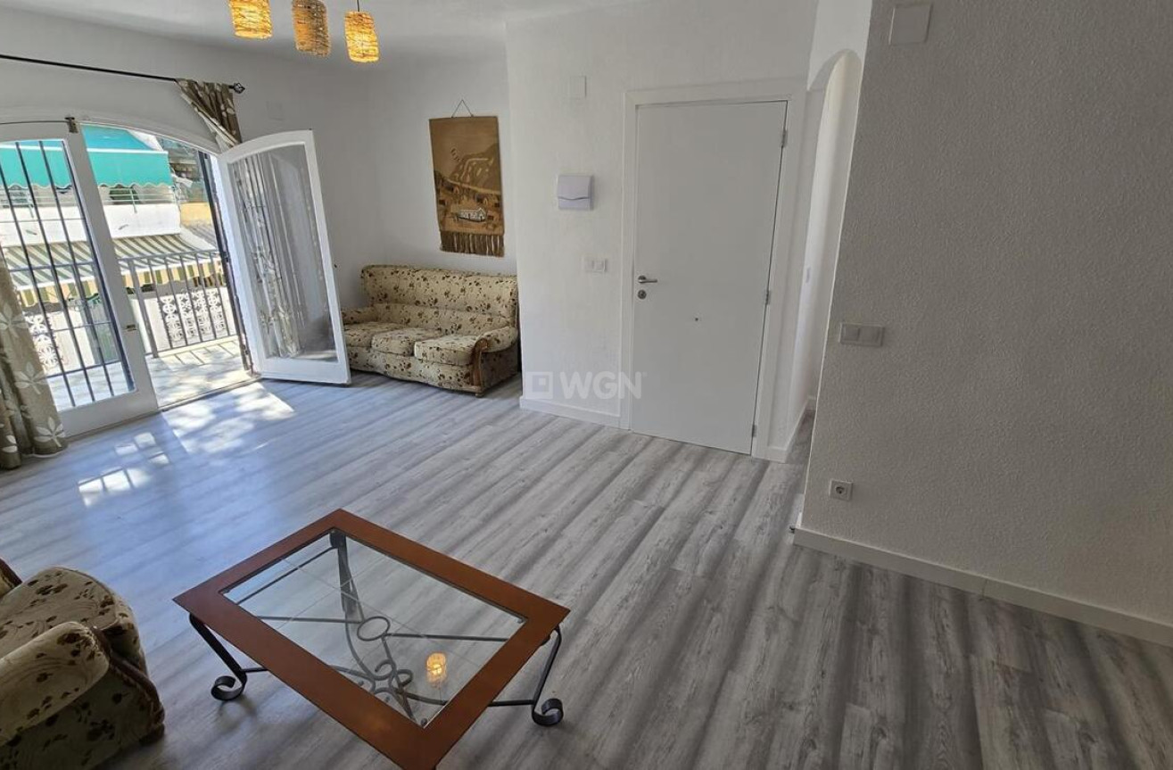 Odsprzedaż - Bungalow - Torrevieja - Nueva Torrevieja