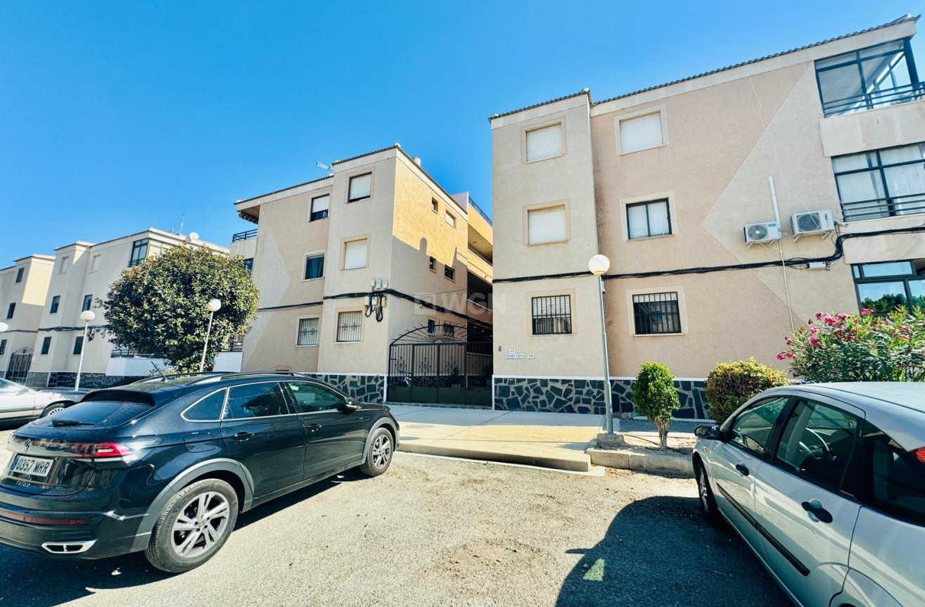 Resale - Apartment / flat - Torrevieja - Costa Blanca