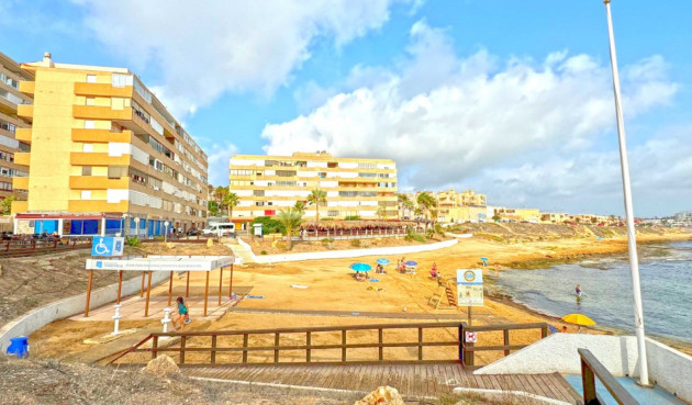 Resale - Apartment / flat - Torrevieja - Costa Blanca