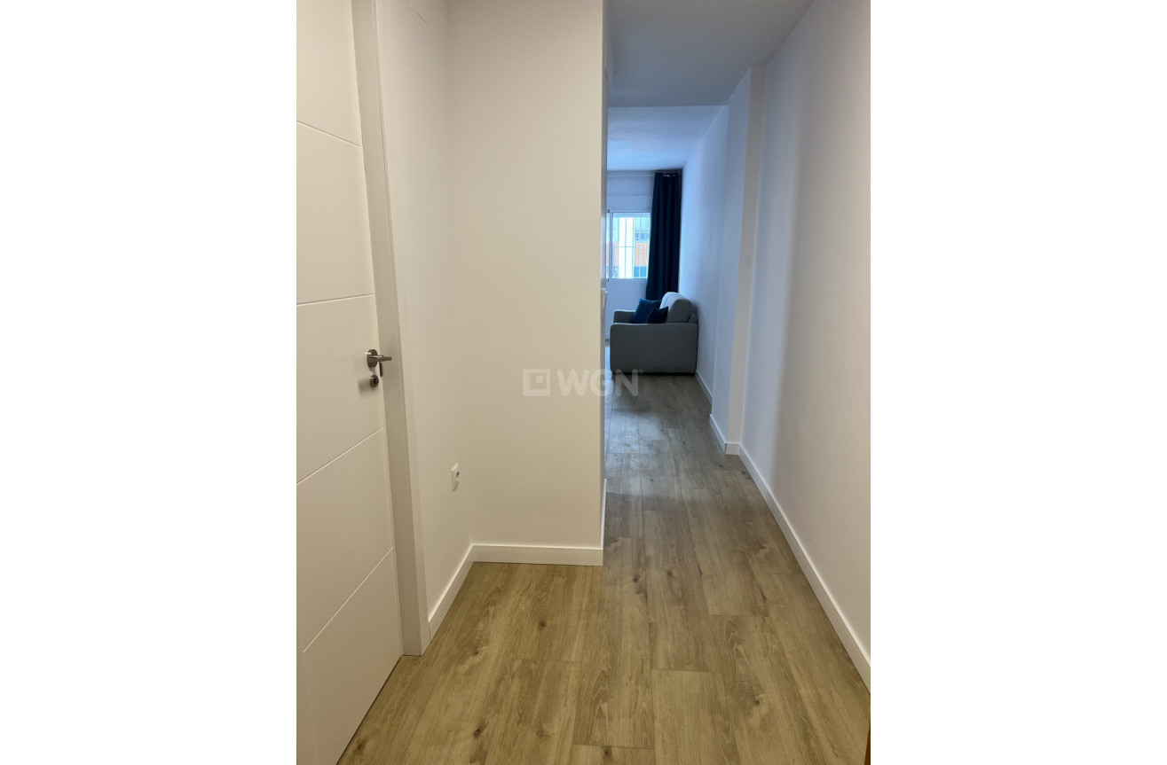 Resale - Apartment / flat - Torrevieja - Centro