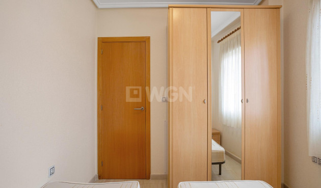 Resale - Apartment / flat - Torrevieja - Centro