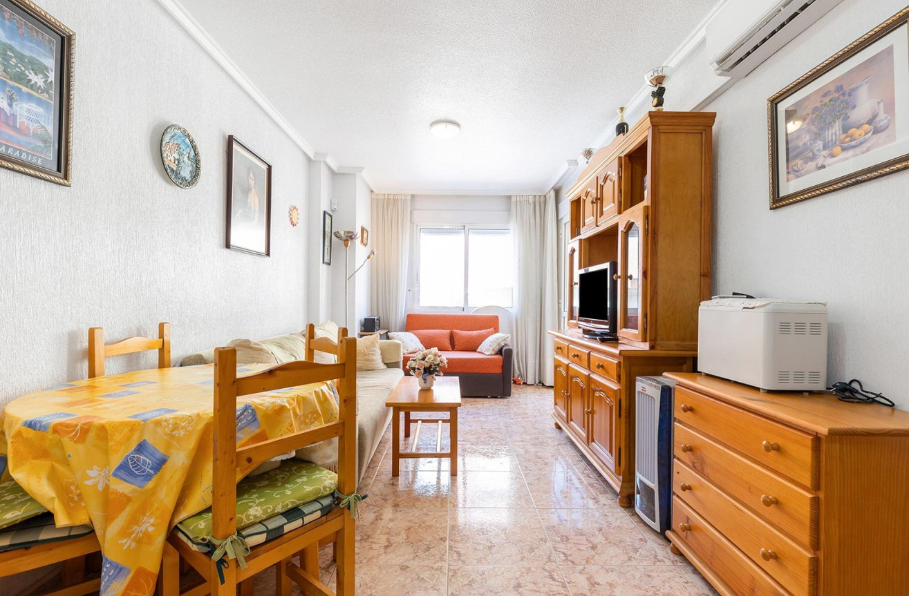 Reventa - Apartamento / piso - Torrevieja - Estacion De Autobuses