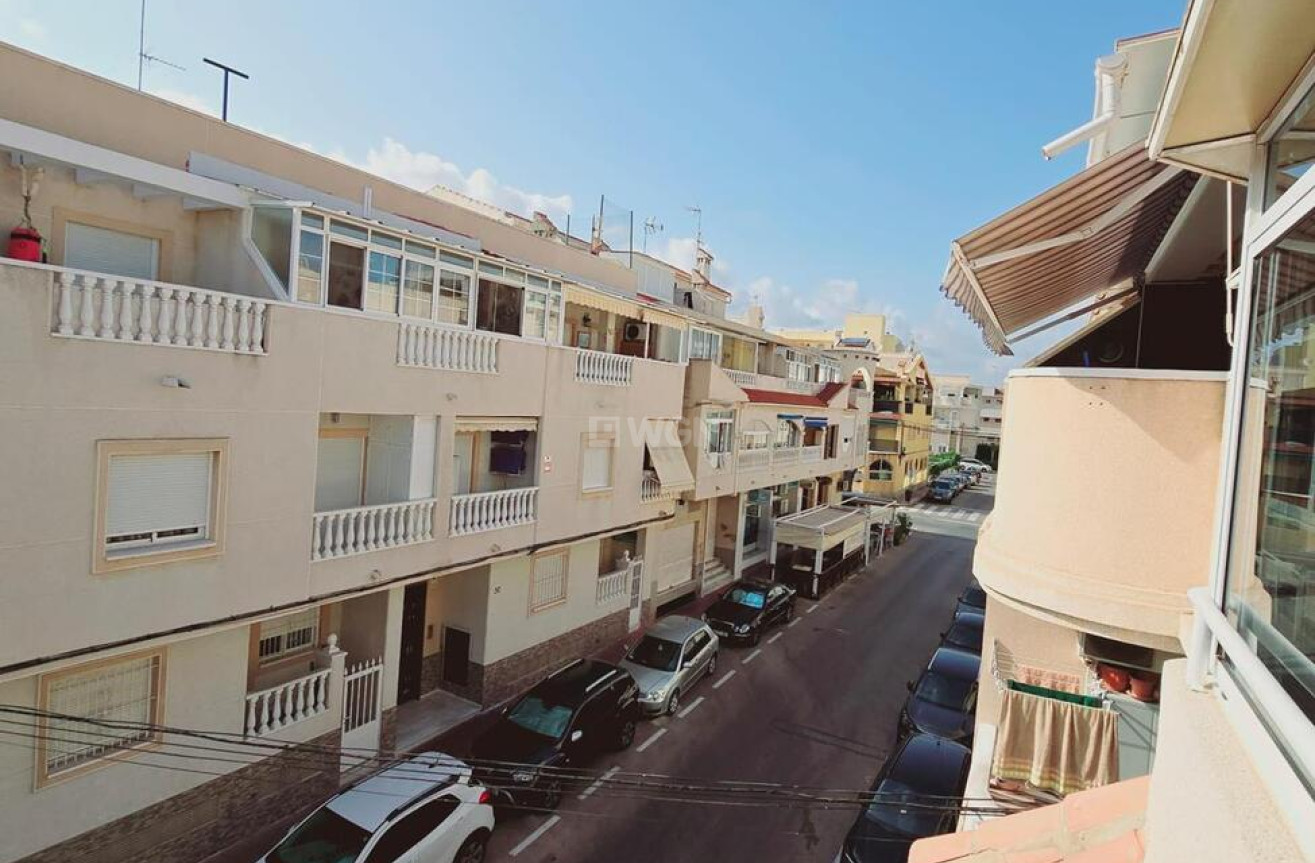 Resale - Apartment / flat - Torrevieja - Habaneras