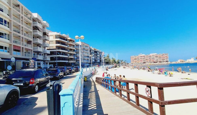 Resale - Apartment / flat - Torrevieja - Nueva Torrevieja