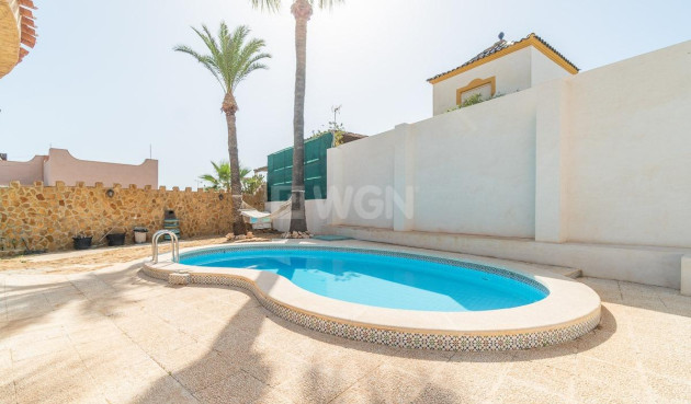 Reventa - Villa - Orihuela Costa - Los Balcones