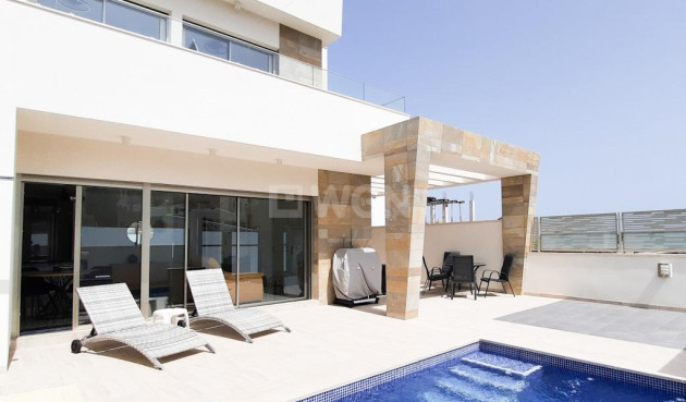 Resale - Villa - San Miguel de Salinas - El Galán