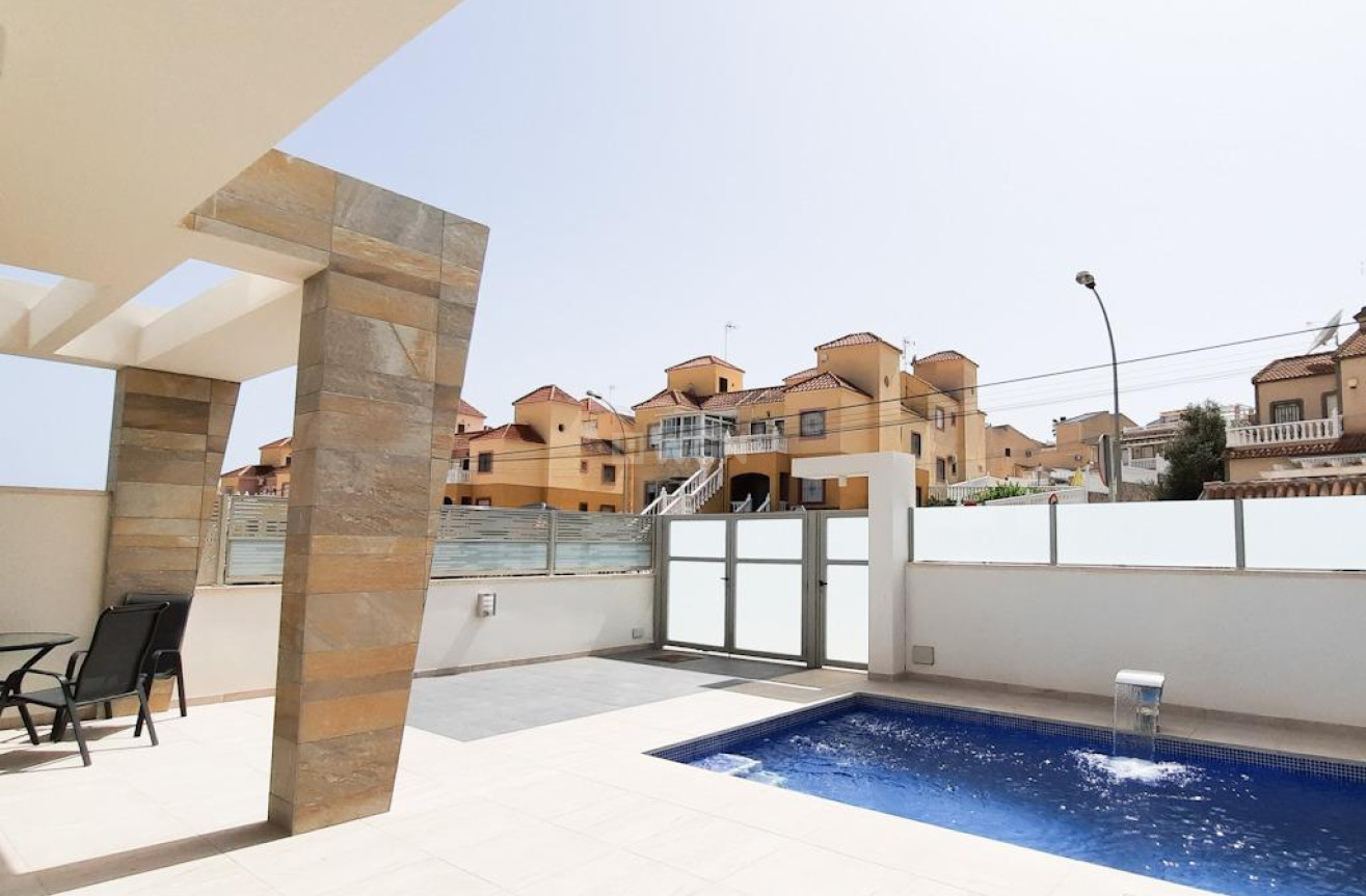 Resale - Villa - San Miguel de Salinas - El Galán