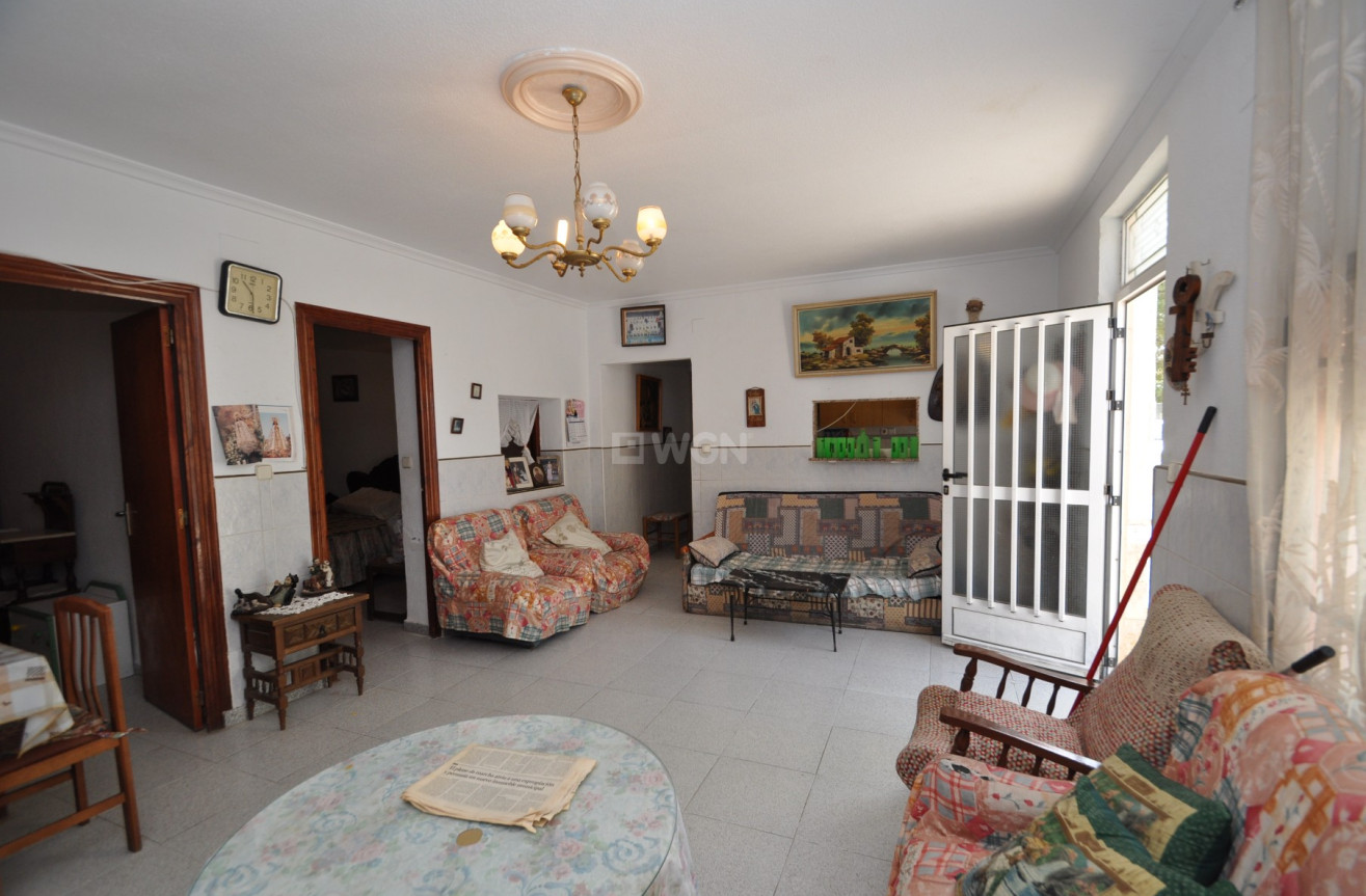 Resale - Villa - Pinoso - Inland