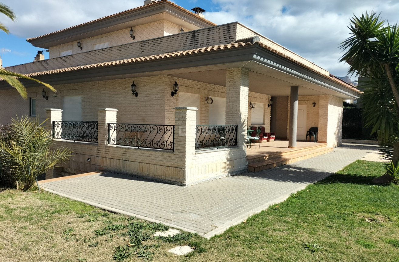 Resale - Villa - Elda - Inland