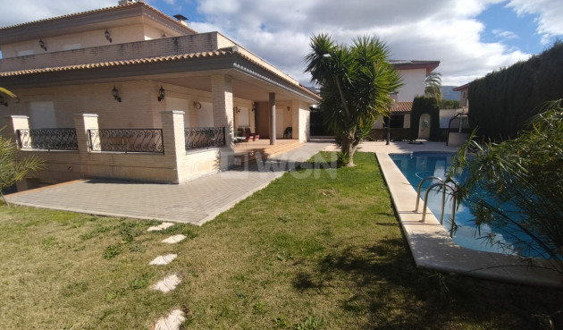 Resale - Villa - Elda - Inland