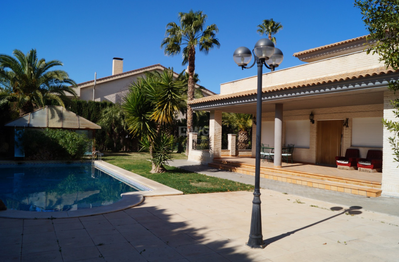 Resale - Villa - Elda - Inland