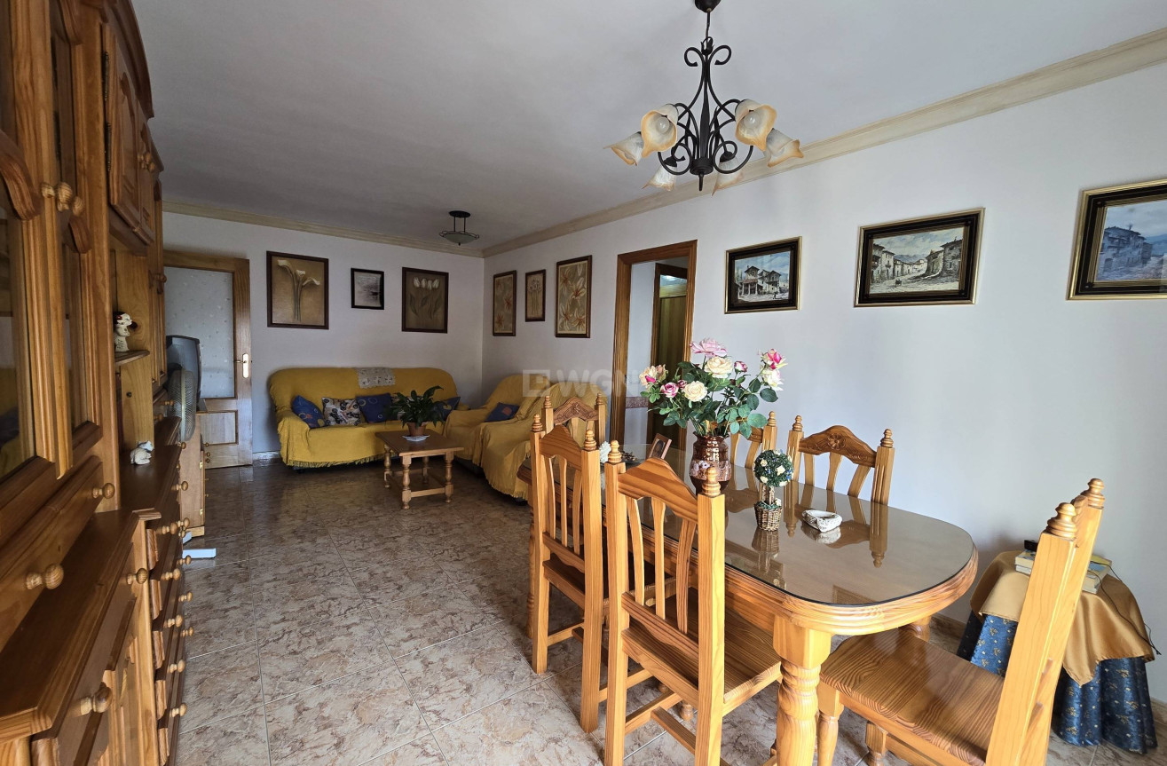 Reventa - Apartamento / piso - Estepona - Centro