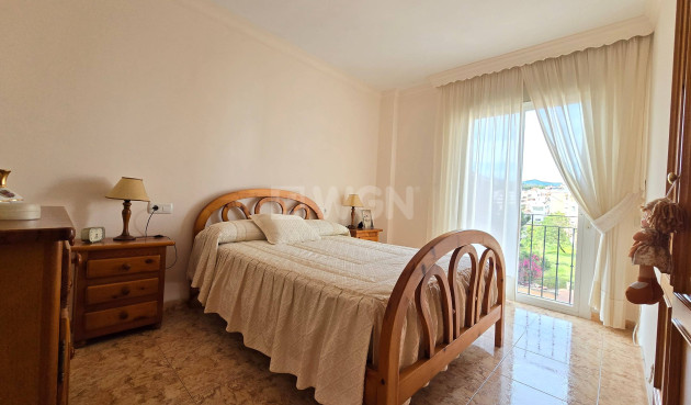 Reventa - Apartamento / piso - Estepona - Centro