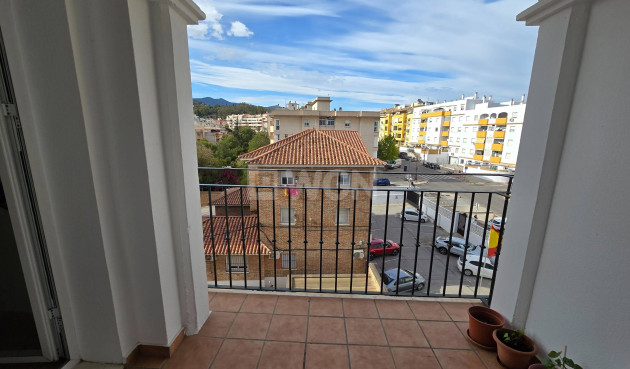 Reventa - Apartamento / piso - Estepona - Centro