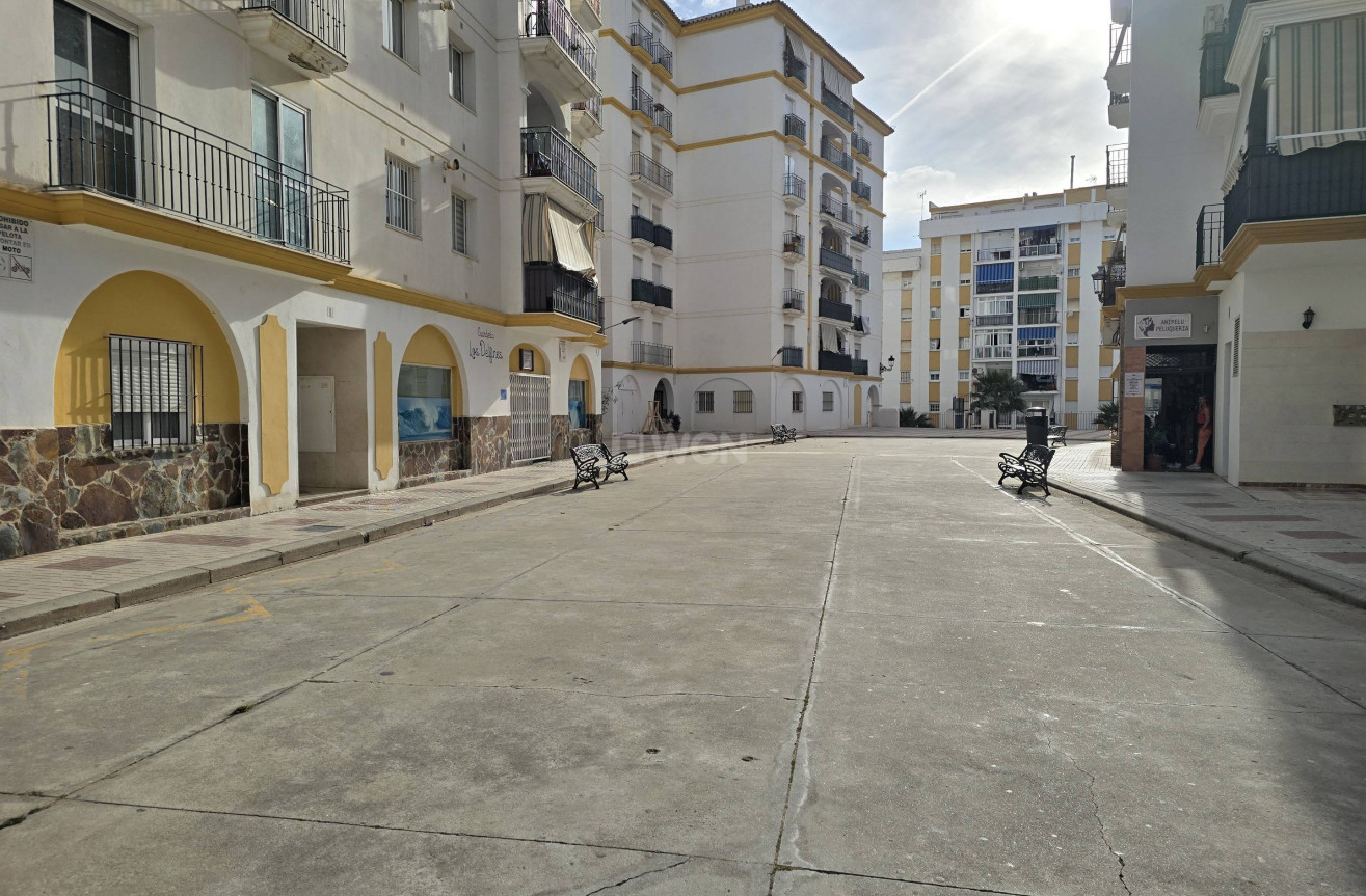 Resale - Apartment / flat - Estepona - Centro