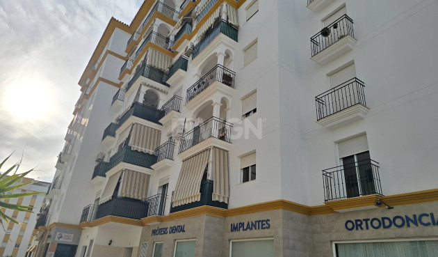 Reventa - Apartamento / piso - Estepona - Centro