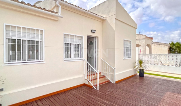 Reventa - Villa - Torrevieja - Costa Blanca