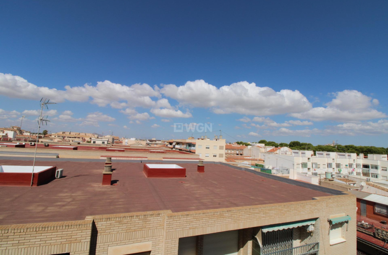 Resale - Penthouse - Lo Pagan - Villananitos