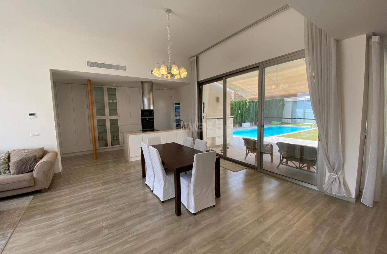 Resale - Villa - Benijofar - Pueblo