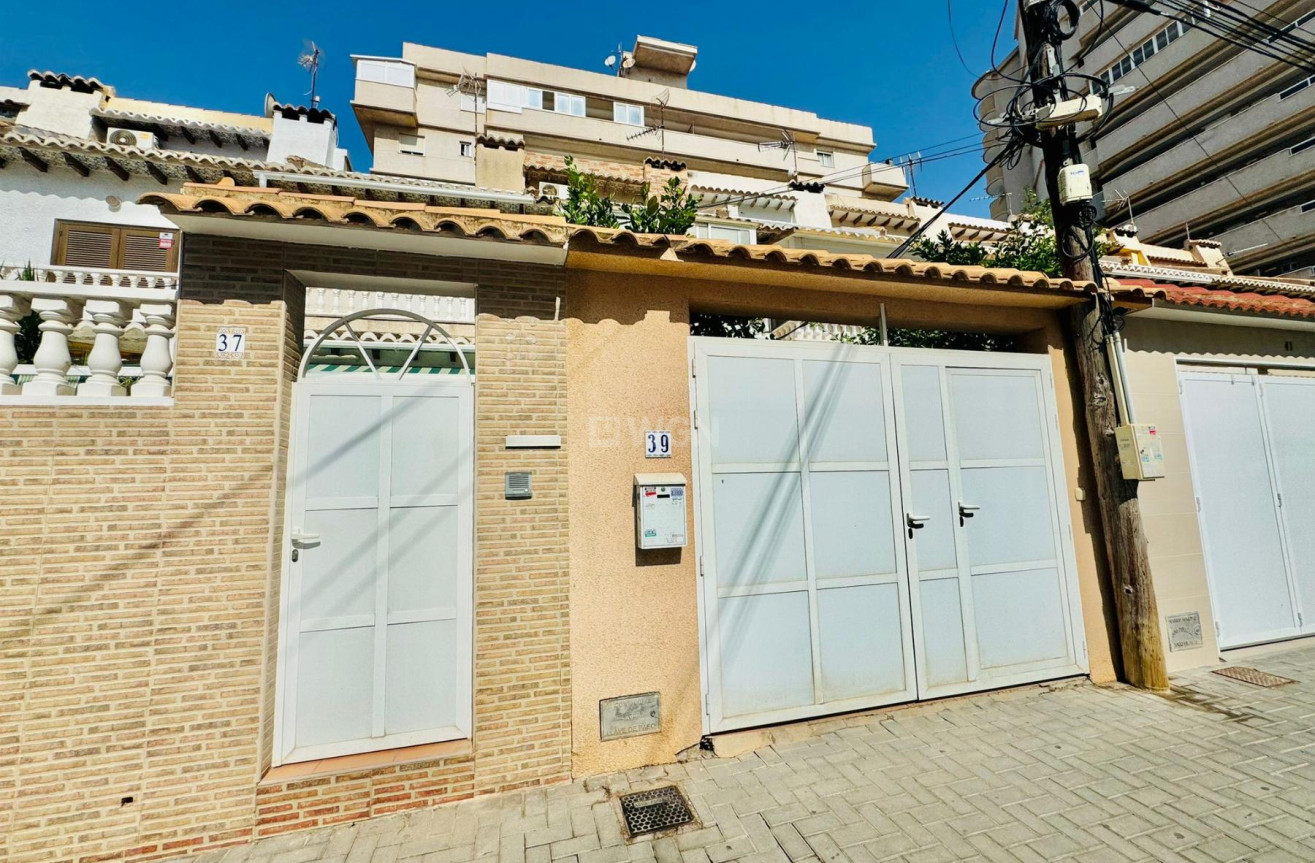 Odsprzedaż - Bungalow - Torrevieja - Costa Blanca