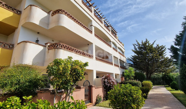 Resale - Apartment / flat - Alcaucín - Inland