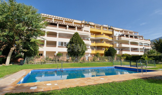 Resale - Apartment / flat - Alcaucín - Inland