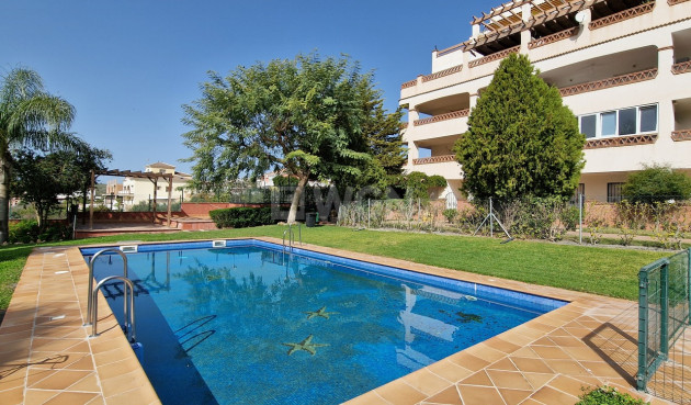 Resale - Apartment / flat - Alcaucín - Inland