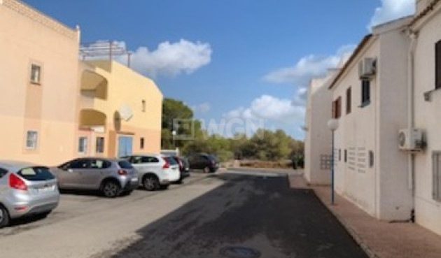 Resale - Bungalow - La Siesta - Costa Blanca