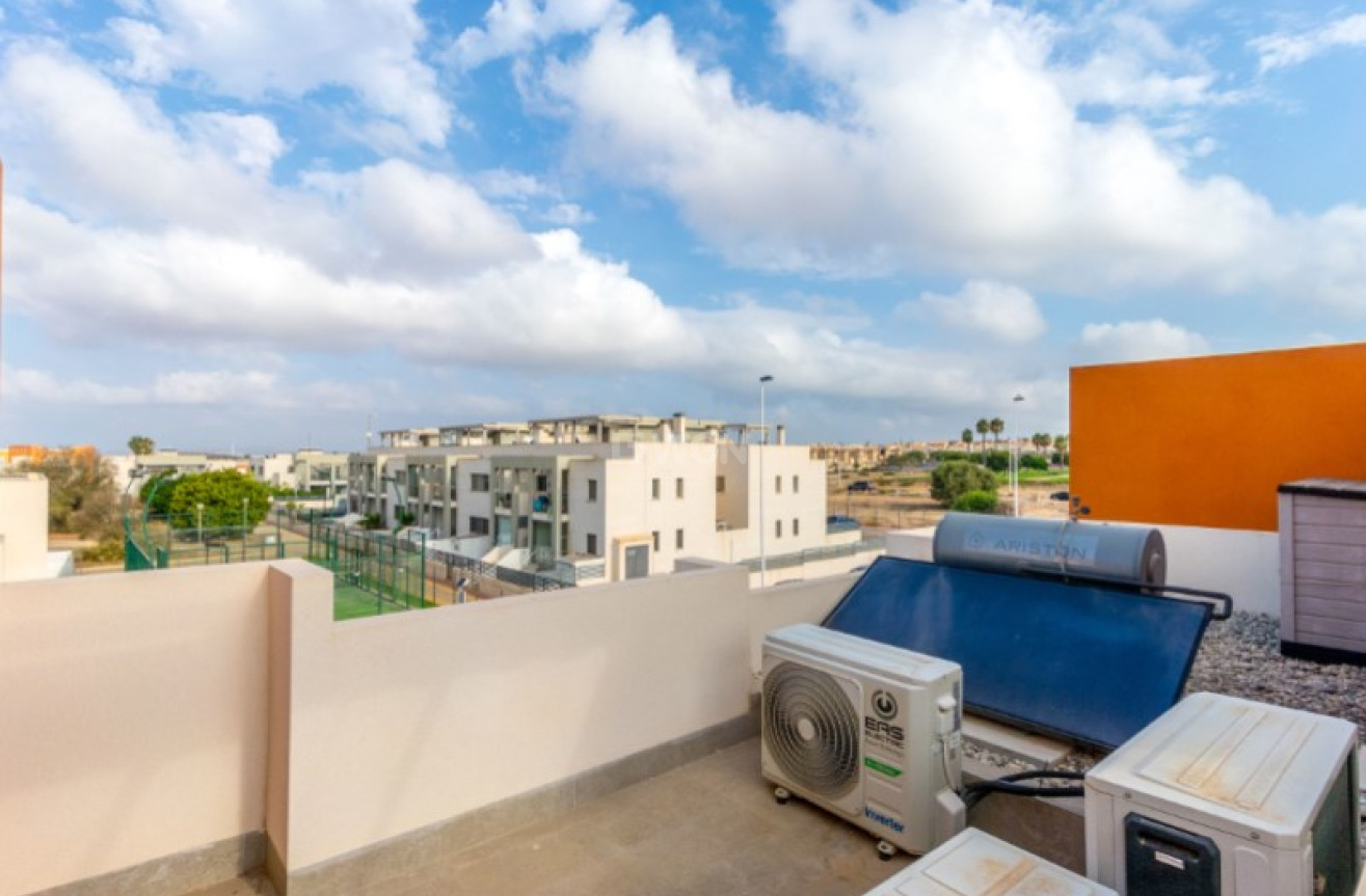 Resale - Apartment / flat - Torrevieja - Costa Blanca