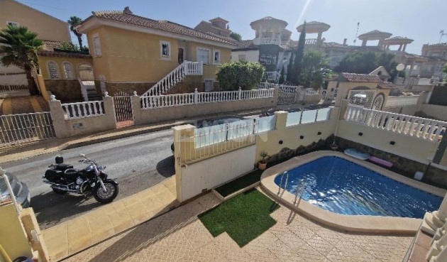 Resale - Villa - San Miguel de Salinas - El Galán