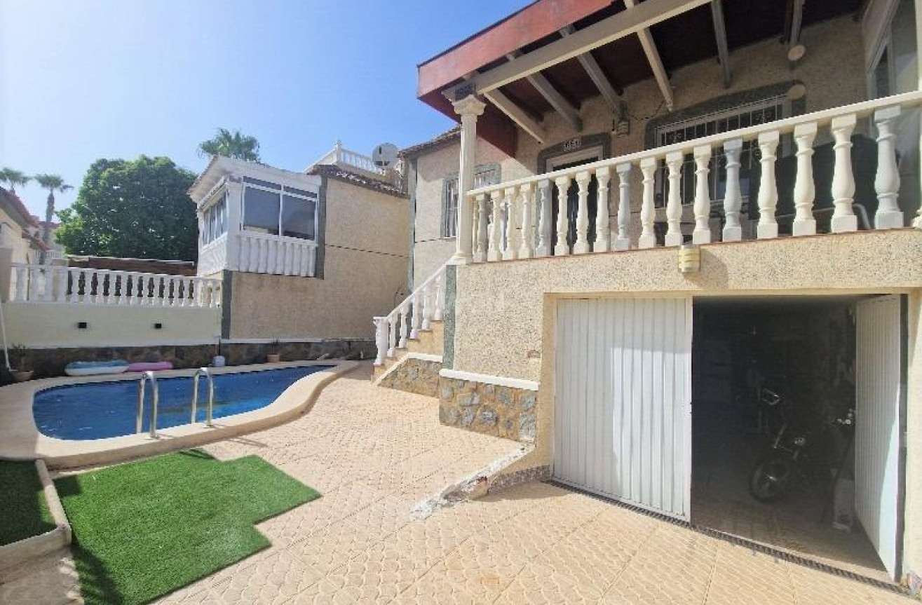 Resale - Villa - San Miguel de Salinas - El Galán