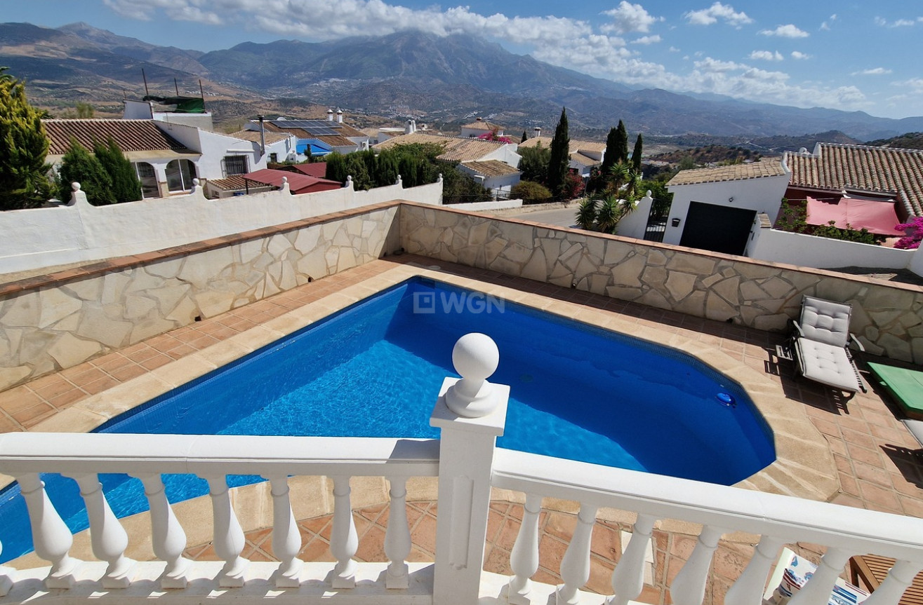 Resale - Villa - Vinuela - Inland