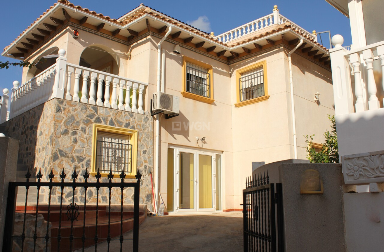 Odsprzedaż - Villa - La Zenia - Costa Blanca