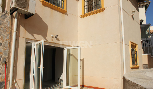 Resale - Villa - La Zenia - Costa Blanca