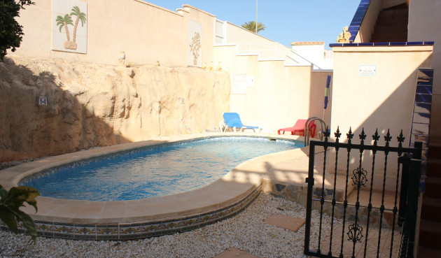 Odsprzedaż - Villa - La Zenia - Costa Blanca