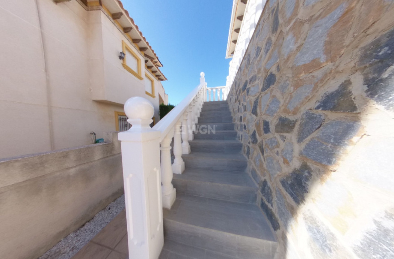 Odsprzedaż - Villa - La Zenia - Costa Blanca