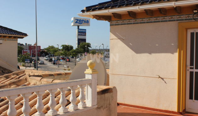 Odsprzedaż - Villa - La Zenia - Costa Blanca