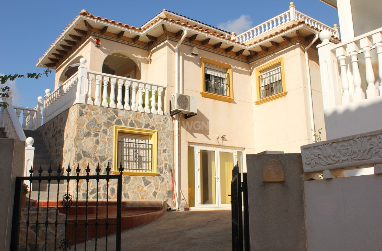 Odsprzedaż - Villa - La Zenia - Costa Blanca