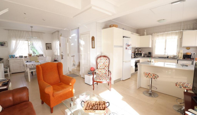 Resale - Villa - Orihuela Costa - Costa Blanca