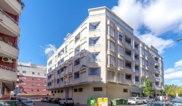 Resale - Apartment / flat - Torrevieja - Costa Blanca