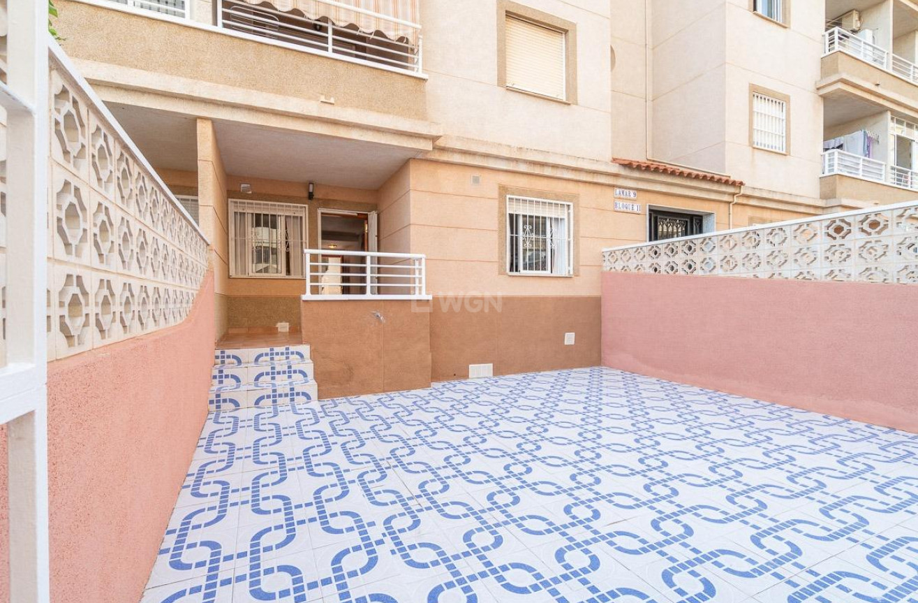 Resale - Apartment / flat - Torrevieja - Nueva Torrevieja