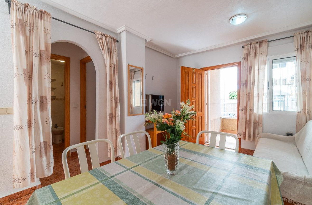 Resale - Apartment / flat - Torrevieja - Nueva Torrevieja