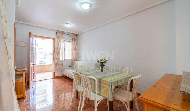 Resale - Apartment / flat - Torrevieja - Nueva Torrevieja