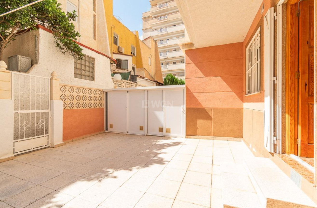 Resale - Apartment / flat - Torrevieja - Nueva Torrevieja